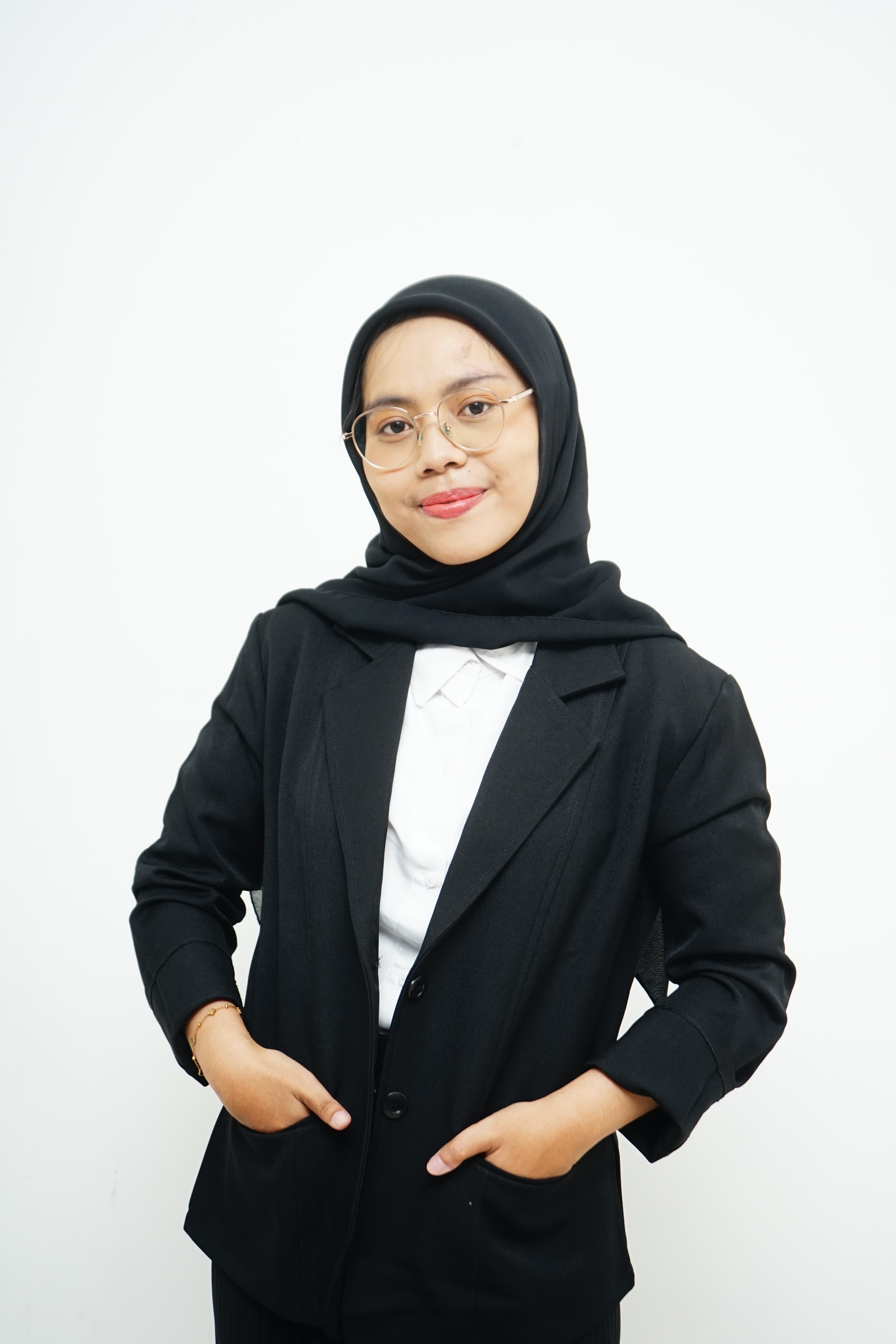 Nursyafina Apriliani Syukri